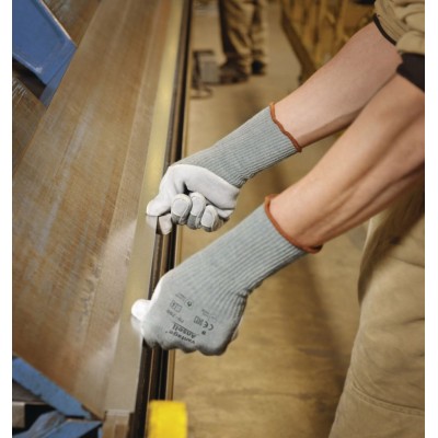 GANTS RESISTANTS COUPURES TAILLE 7 (310-350MM)